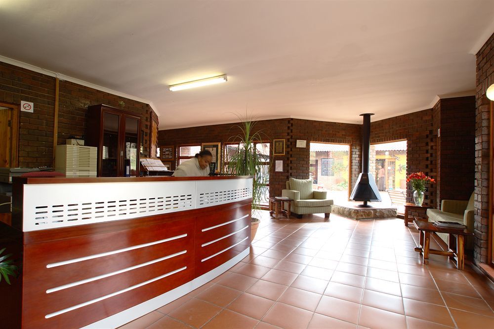 Hotel First Group Qwantani à Harrismith Extérieur photo